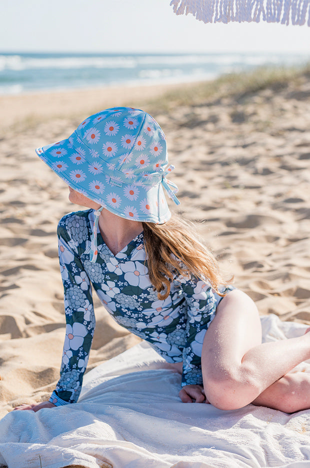 Girls Daisy Swim Hat