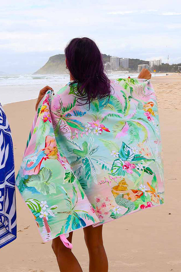 Tiki Island Sand Free Towel