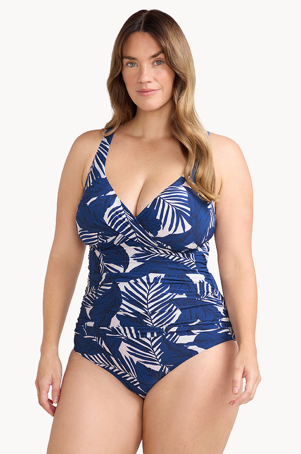 Lanthera Delacroix One Piece