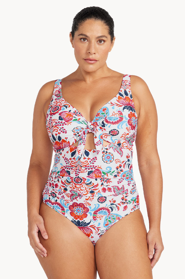 Loquacious Cezanne D/DD Cup One Piece