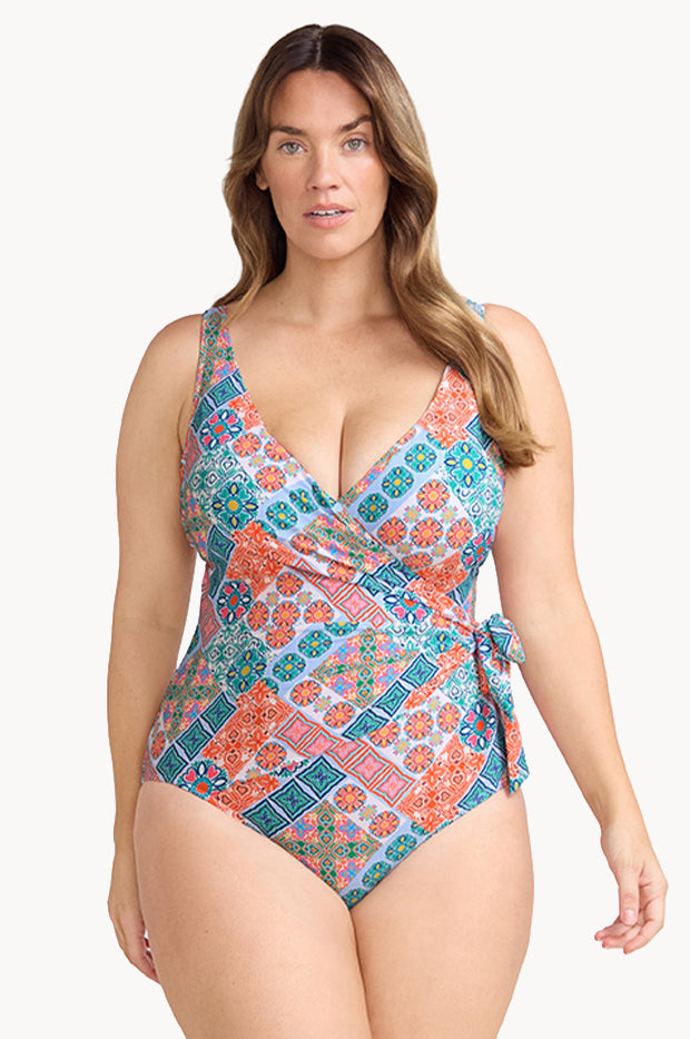Corazonita Hayes D/DD Cup One Piece