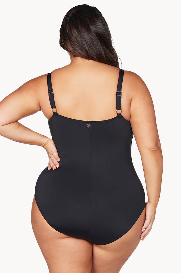 Hayes D/DD Cup One Piece