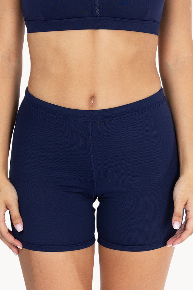 Sports Mid Short