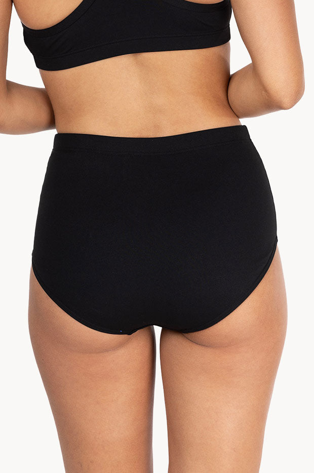 Sports Gathered Front Pant