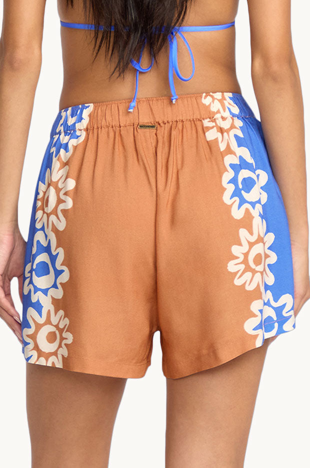 Trippin Dippin Short