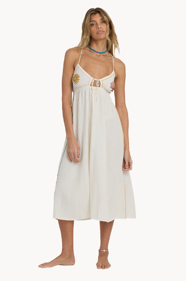 billabong white dress Women's In The Sky Mini making it ideal for throwing on over your swimsuit for a day at the beach Billabong Cloud Midi Dress |