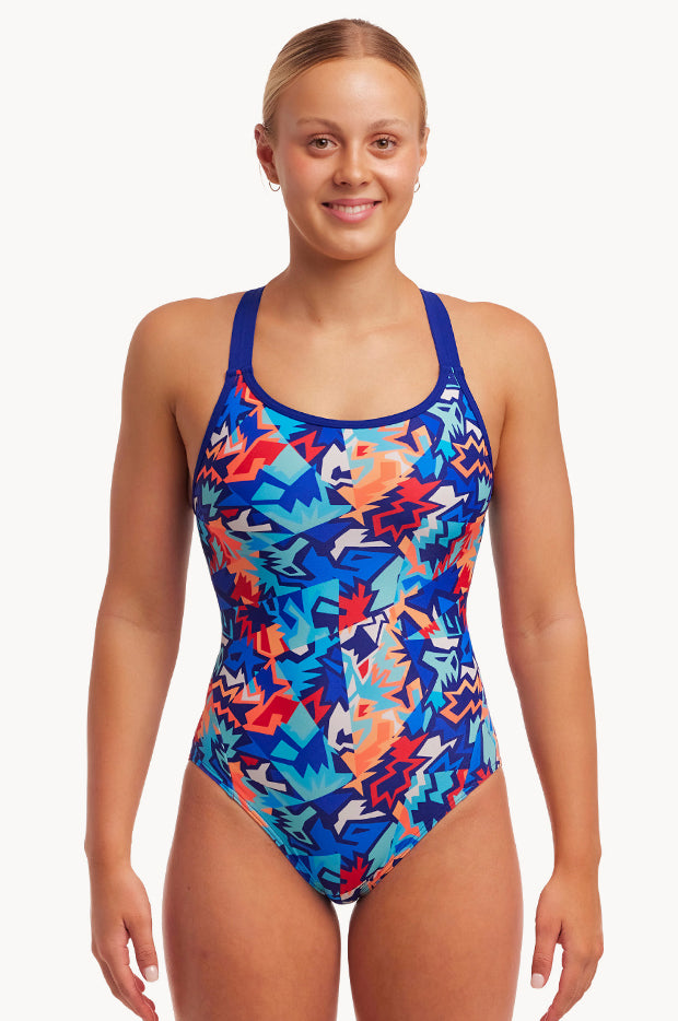 Saw Sea Eclipse One Piece