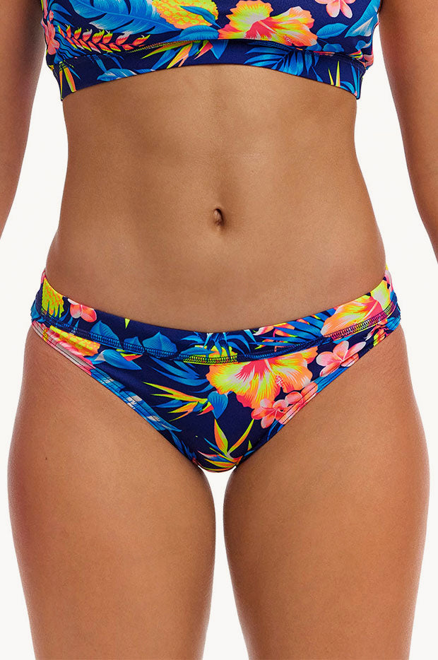 In Bloom Sports Brief