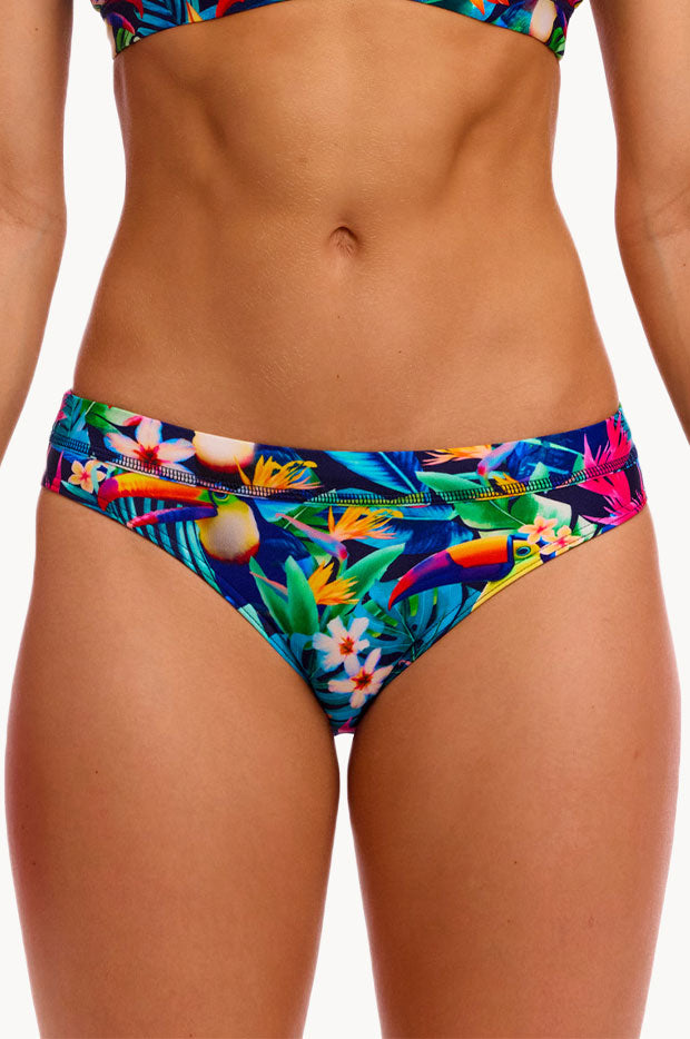 Birdie Wordie Sports Brief