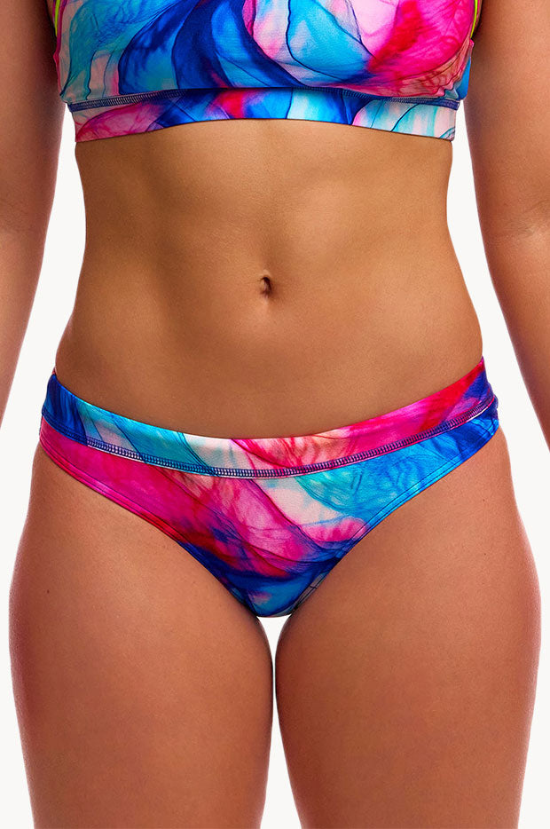 Muscle Mad Sports Brief