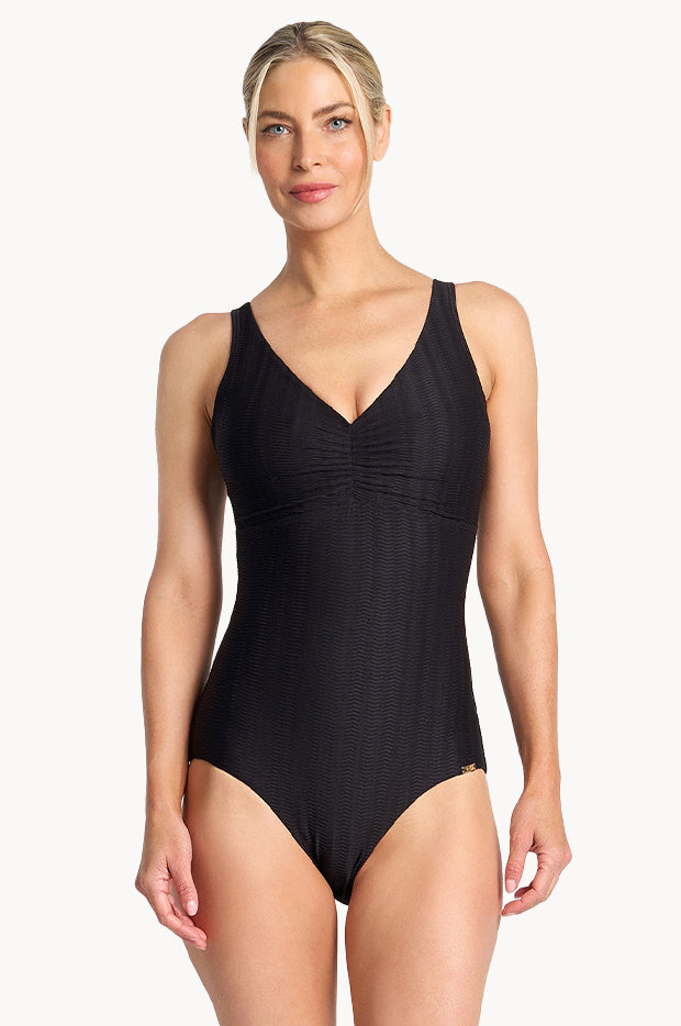 Leaf Blower DD/E Cup Zip Front One Piece