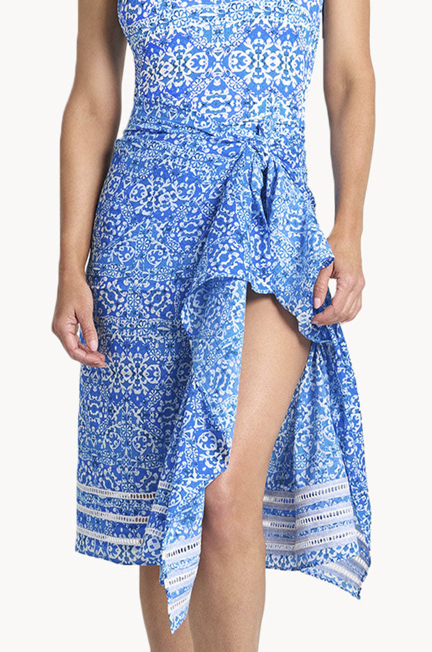 Bazaar Ladder Trim Sarong