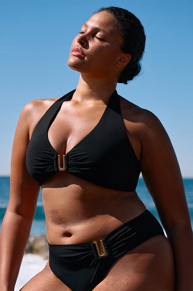 dd halter bikini