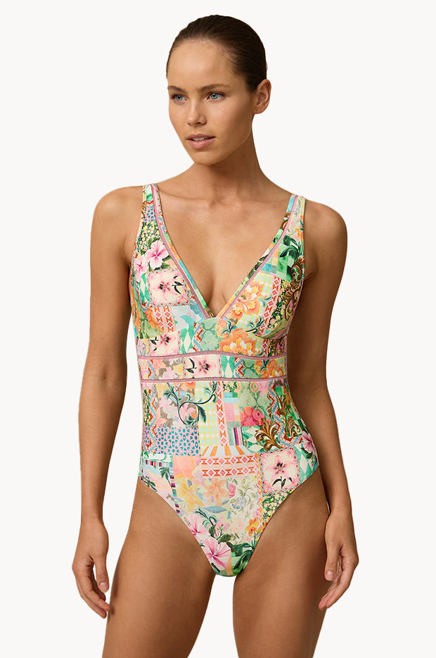 Simi Multi Fit V One Piece