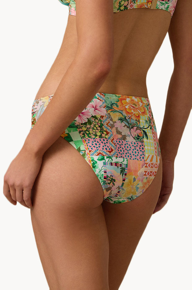 Simi Mid Rise Ruched Pant