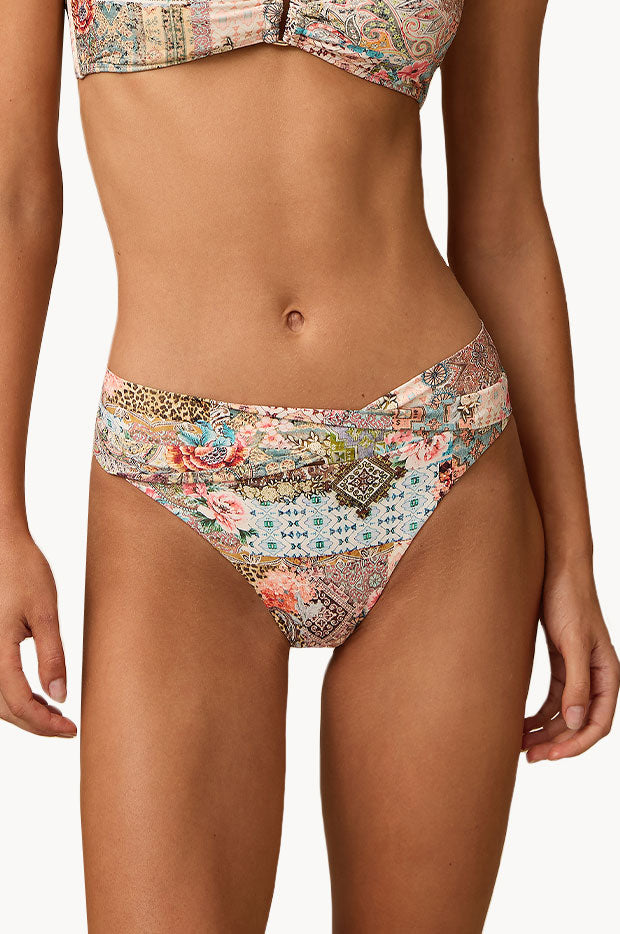 Francesca Twisted Mid Rise Pant