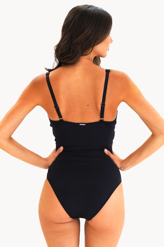 Contours DD/E Cup One Piece