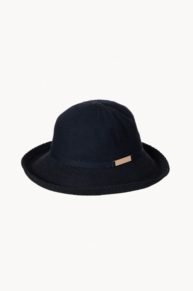 Breton Chain Hat