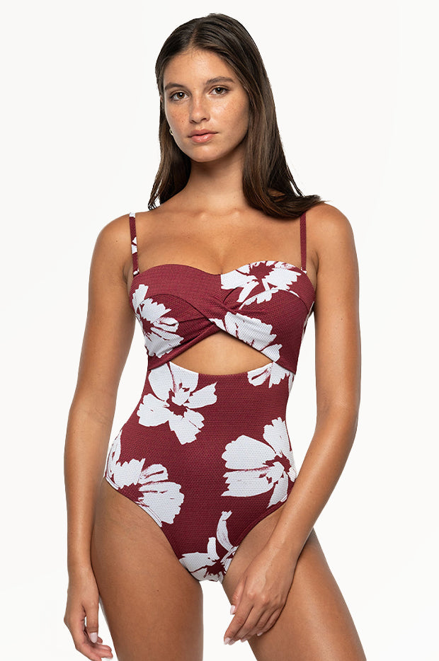 Whispering Allure Luka One Piece