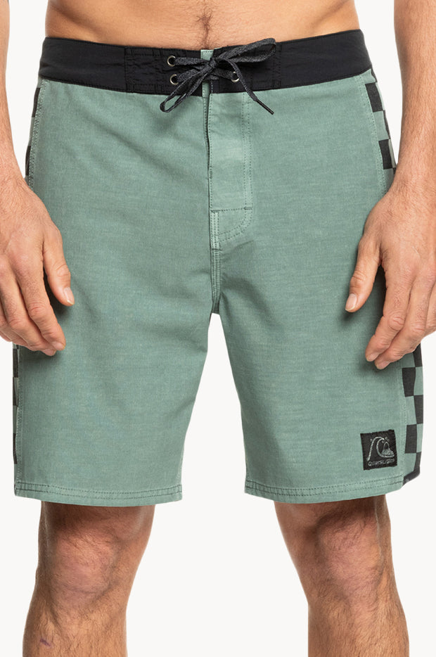 Quiksilver Mens Original Arch Hempstretch 18 Boardshorts Chinois Green Size 36 at Official Quiksilver Store