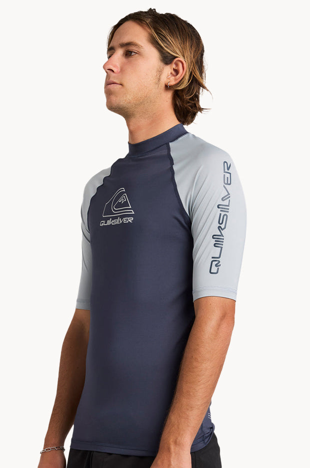 Mens On Tour Short Sleeve Suntop