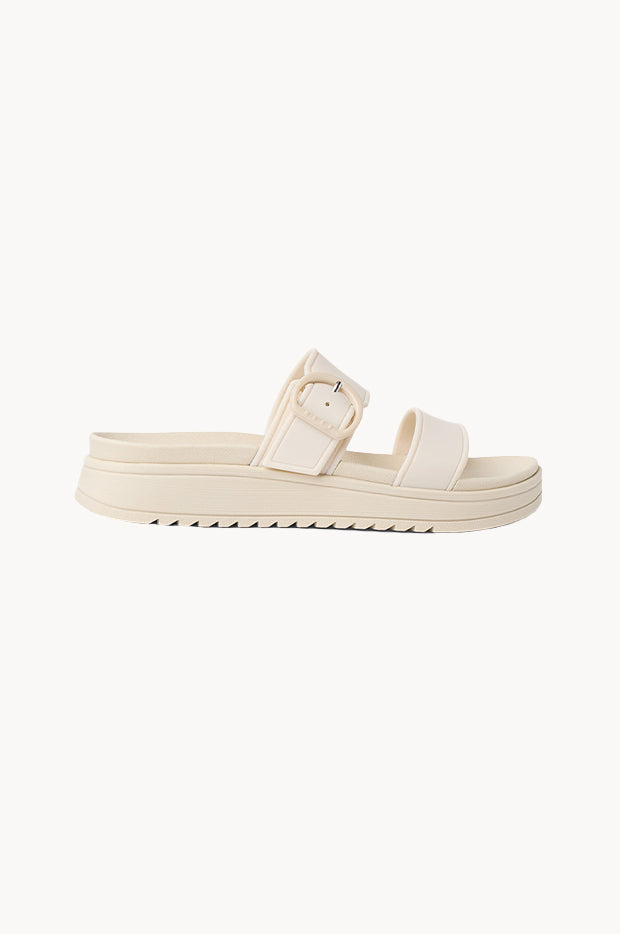 Vista Capri Slide