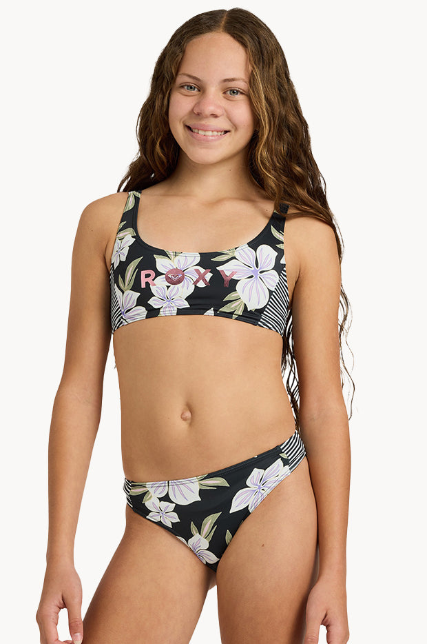 Girls Of The Pacific Bralette Set