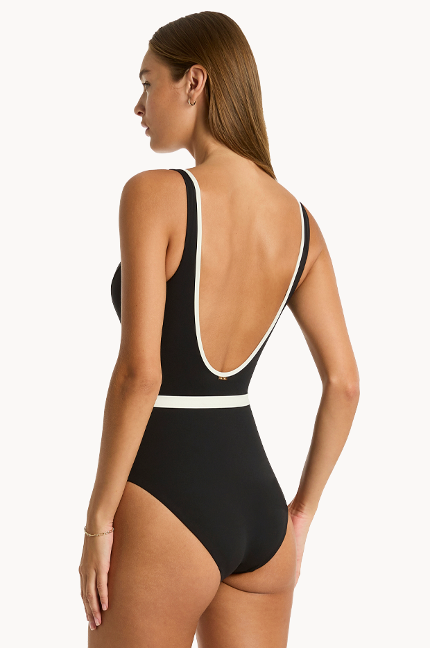 Babylon Plunge One Piece