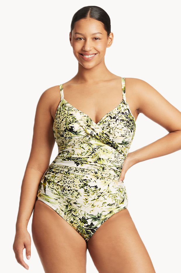 Picnic Point D/E Cup Wrap One Piece