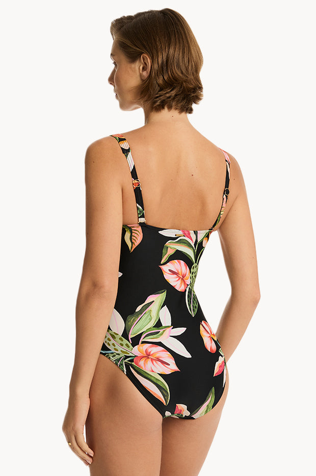 Beach Waves G Cup Twist Front One Piece