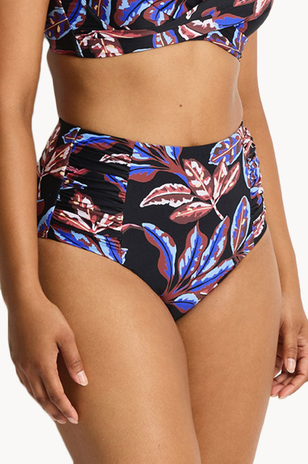 Oceanwood High Waist Gathered Side Pant