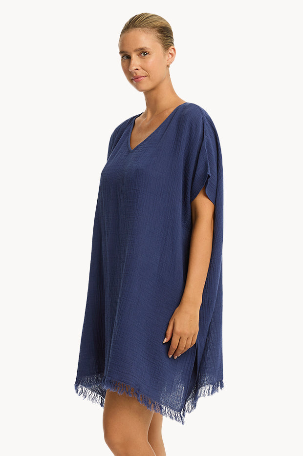 WING COLLAR KAFTAN BENEATH THE ANDALUSIAN SUN