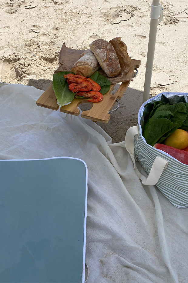Le Weekend Portable Picnic Table