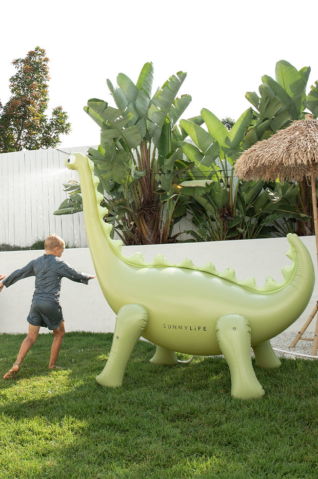 Dino Giant Sprinkler