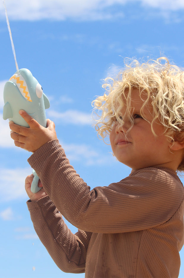 Shark Water Squirter