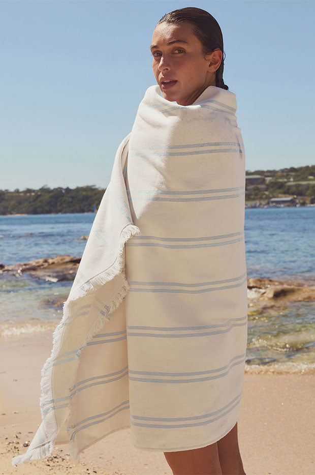 La Mer Stripe Fouta Beach Towel