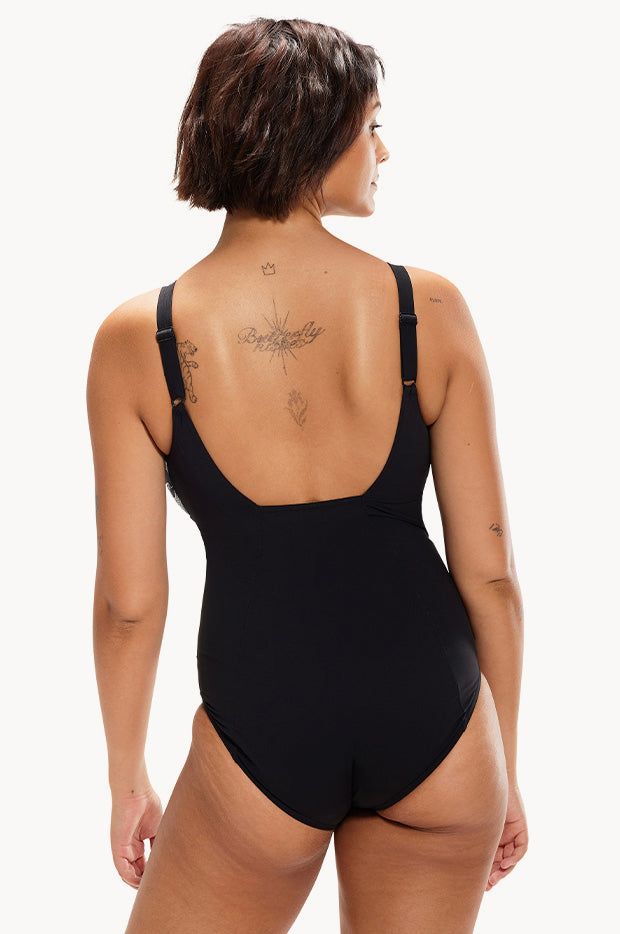 Shaping Contour Eclipse One Piece