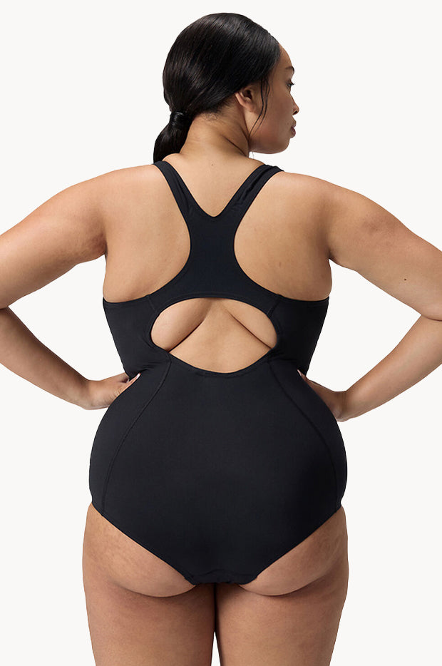 Endurance+ Medalist Curve One Piece +