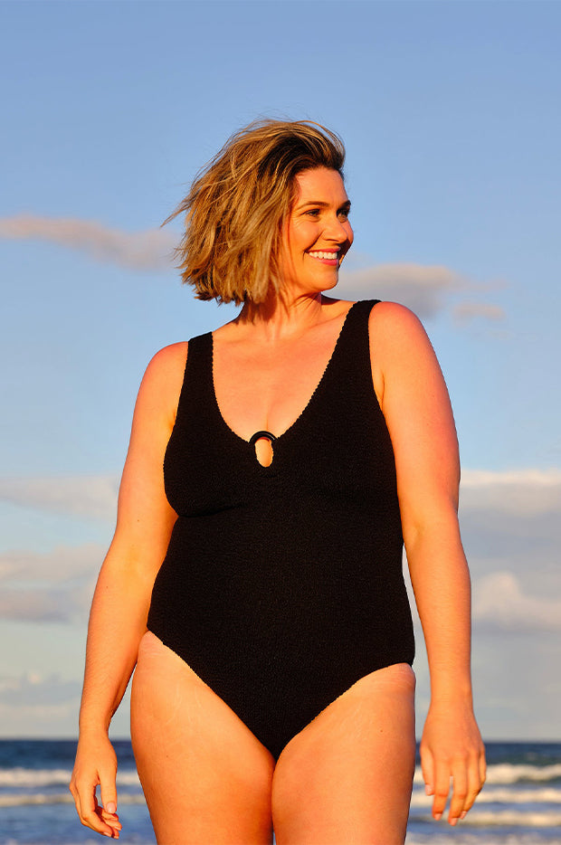 Crinkle Classic Ring V Neck One Piece